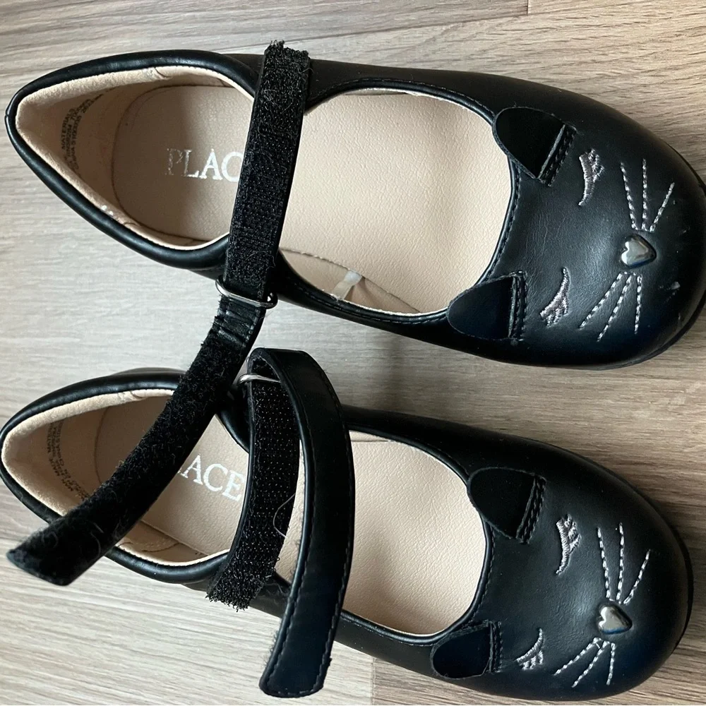 The Childrens Place adorable black